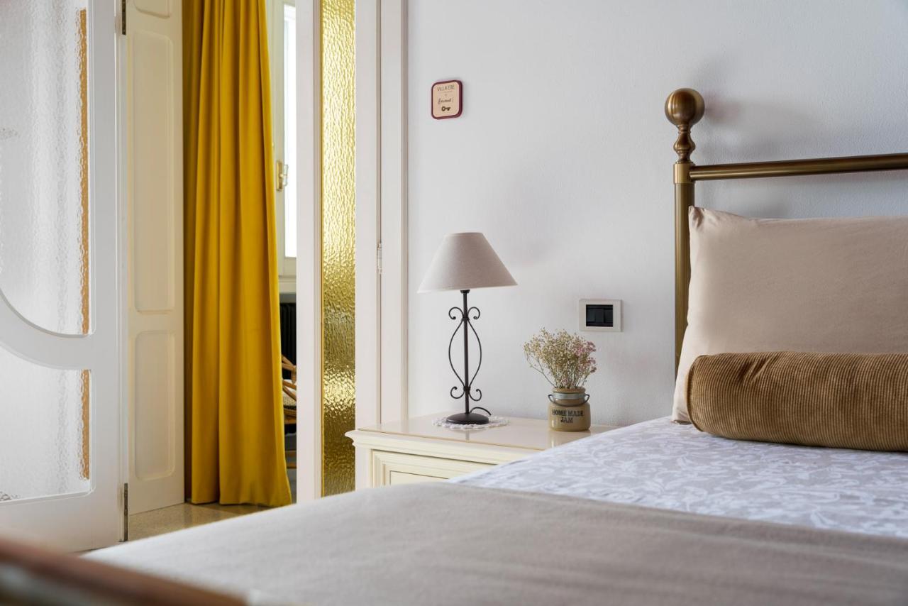 B&B Villa Ebe ซานตาคันเจโล ดิ โรมาญญา ภายนอก รูปภาพ