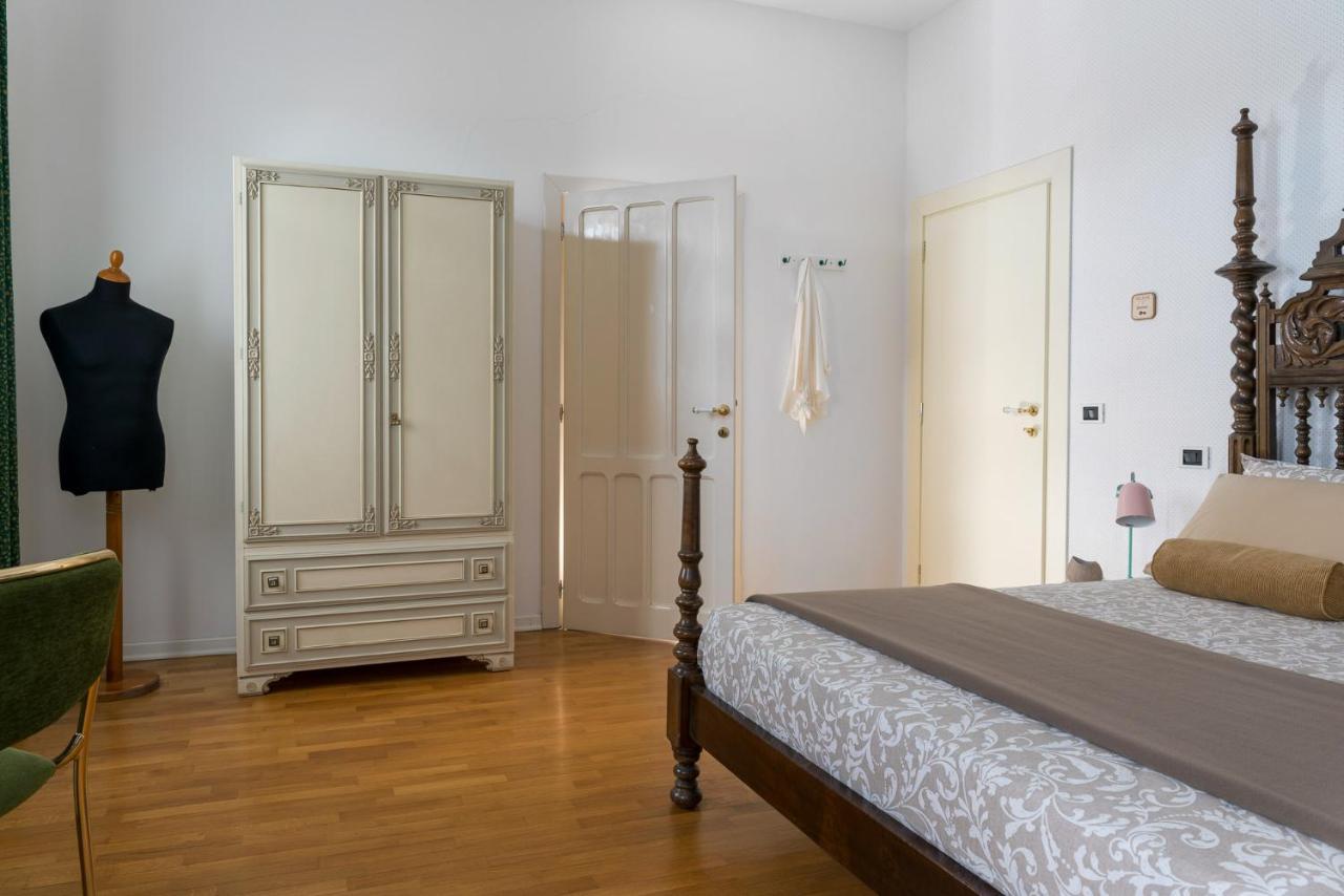 B&B Villa Ebe ซานตาคันเจโล ดิ โรมาญญา ภายนอก รูปภาพ